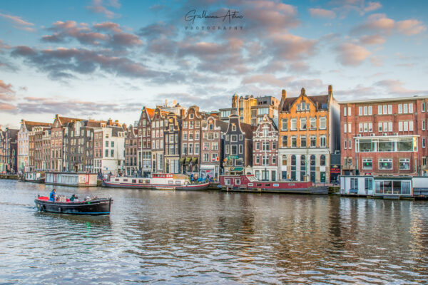 Canal d’Amstel à Amsterdam
