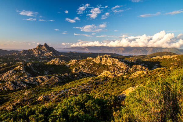 Fin de journée dans le Désert des Agriates en Haute-Corse