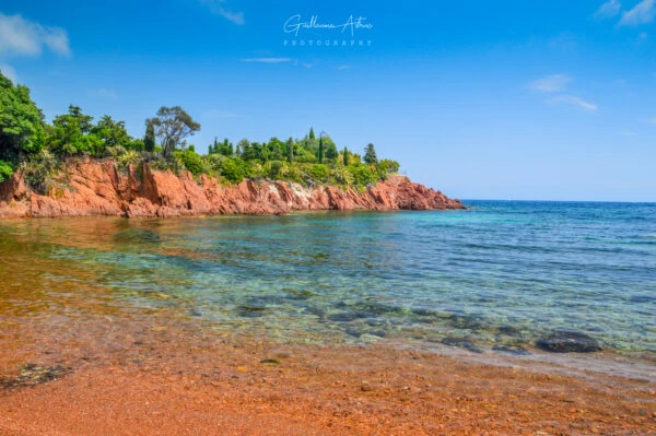 Une plage du Massif de l’Estérel