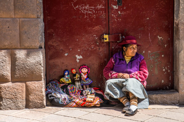 Vente de poupées Cholitas à Cusco