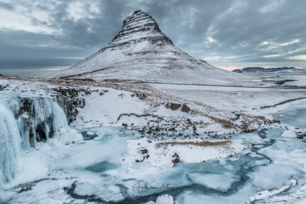 La mythique montagne de Kirkjufell en Islande