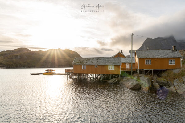 Coucher de soleil sur Sakrisøy