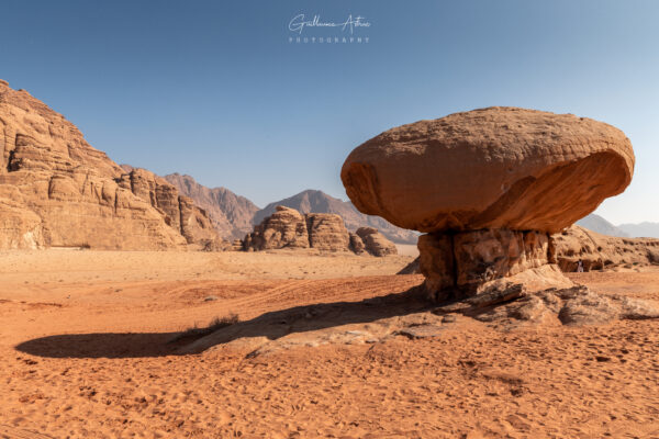 Mushroom Rock dans le désert de Wadi Rum