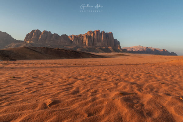 Vagues de sable dans le désert de Wadi Rum