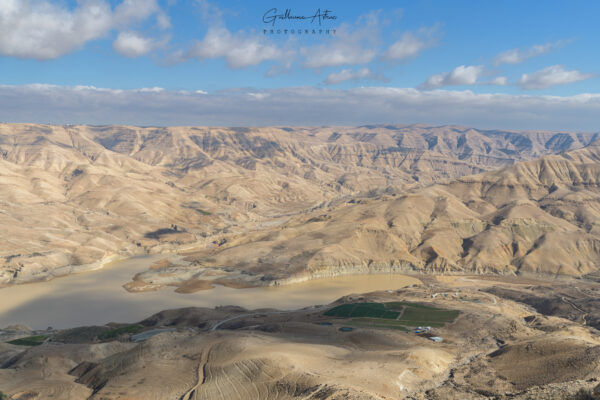 Des airs de Grand Canyon dans l’immensité du Wadi Mujib