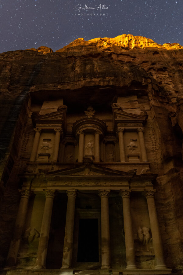 Al-Khazneh ou le Trésor de Petra sous les étoiles