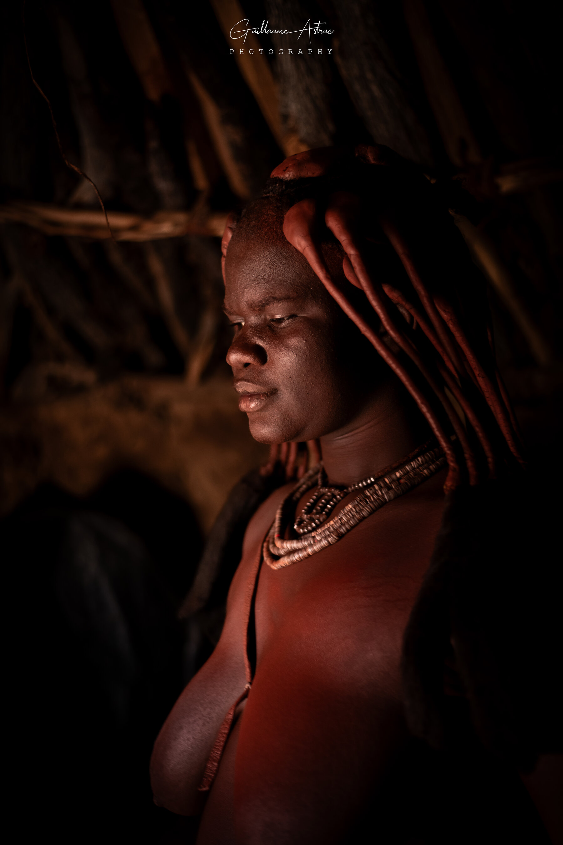 Une Himba dans l’ombre